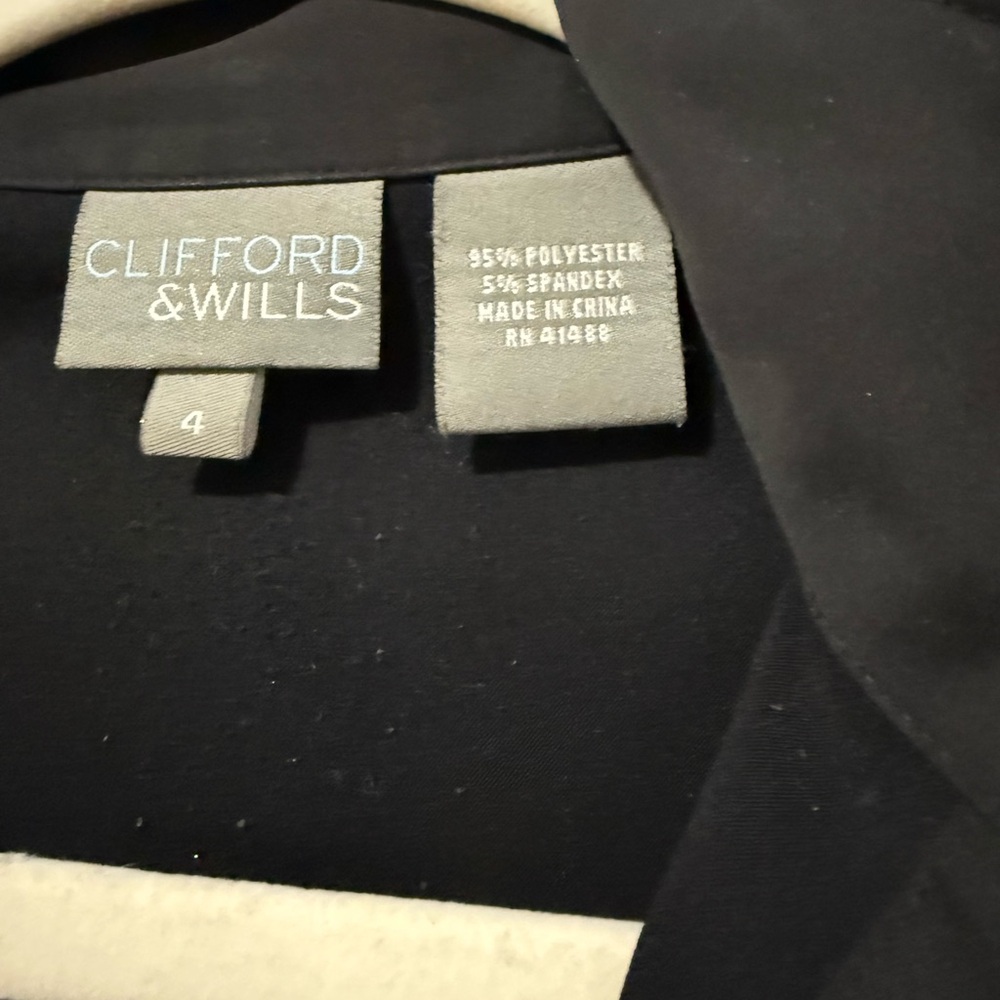 Black Long Sleeve Button Up -  Clifford & Wills (Size 4) - Picture 5 of 5